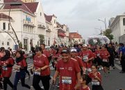 Ribuan Pelari Jadi Saksi Perjuangan Bangsa di Kota Lama Surabaya