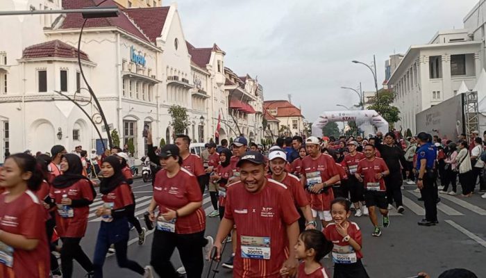 Ribuan Pelari Jadi Saksi Perjuangan Bangsa di Kota Lama Surabaya