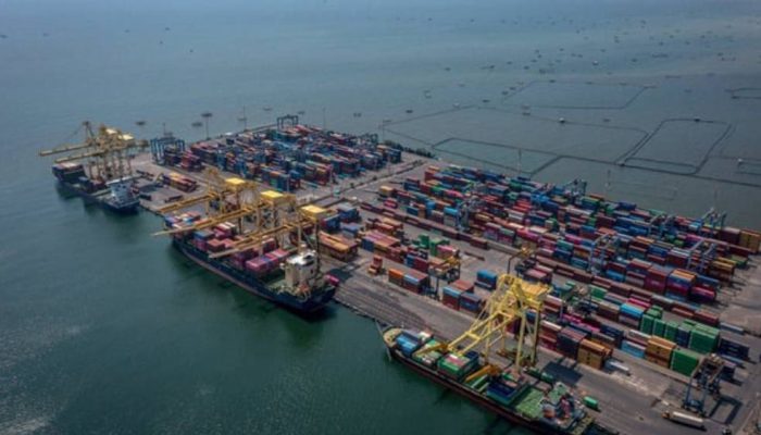 Tarif Trump 19% Belum Pengaruhi Ekspor, Pemerintah Negosiasi Pengecualian September.