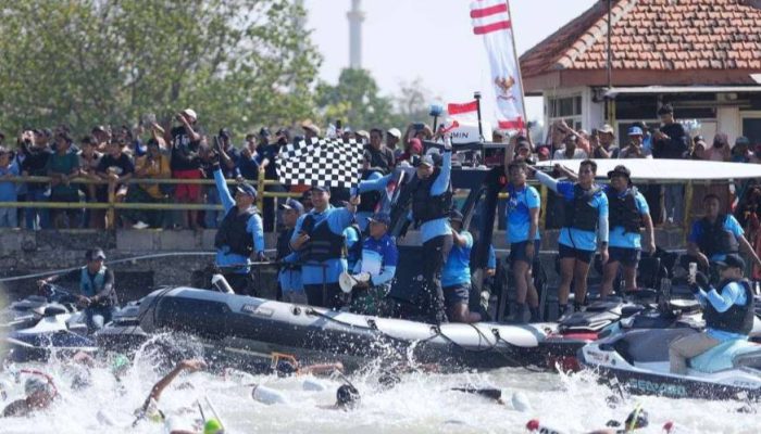900 Perenang Berlaga di Kejuaraan Fin Swimming Piala Kasal, Menpora Lakukan Pelepasan