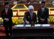 Pemprov dan DPRD Jatim Sepakati Nota Persetujuan KUA-PPAS P-APBD 2025