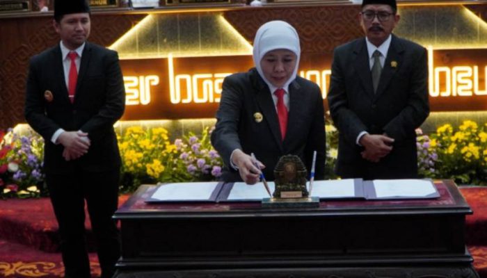 Pemprov dan DPRD Jatim Sepakati Nota Persetujuan KUA-PPAS P-APBD 2025