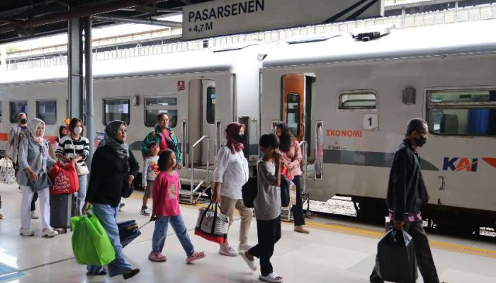 KA Subsidi KAI Catat Lonjakan Penumpang pada Januari–Juli 2025