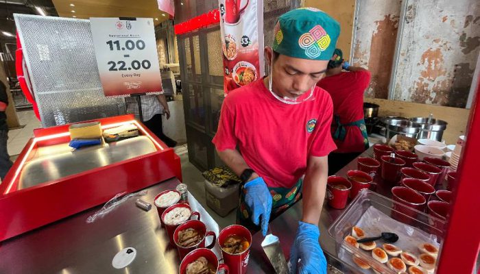 Saat Ramen Bertemu Cappuccino,  Menu Unik Ini Siap Dinikmati oleh Warga Surabaya