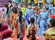 Pemkab Banyuwangi Dorong Inovasi Batik di BBF 2025, Angkat Motif “Wader Kesit”