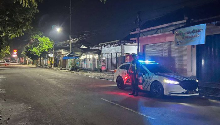 Satlantas Polres Lumajang Intensifkan Patroli Blue Light, Cegah Balap Liar