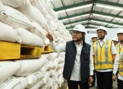 Menko Pangan Dukung Revitalisasi Pabrik Pupuk Indonesia
