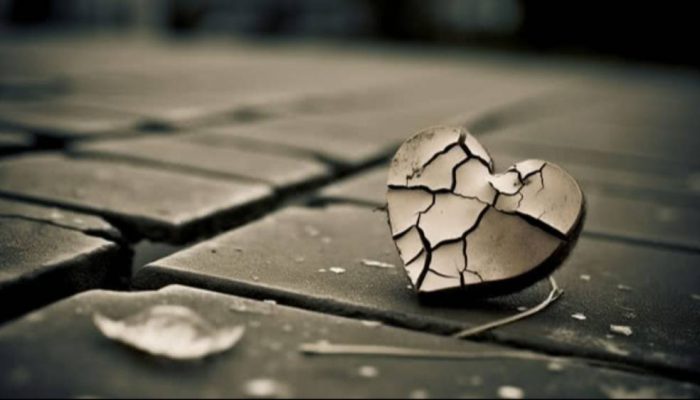 Fenomena Gunung Es Kekerasan Rumah Tangga di Kalangan Pegawai Instansi Pemerintah: Usai Aceh, Giliran Surabaya