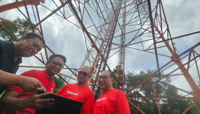 Melayani Sepenuh Hati, Telkomsel Pastikan Kualitas Jaringan Selama Natal 2025 dan Tahun Baru 2026 di Jatim