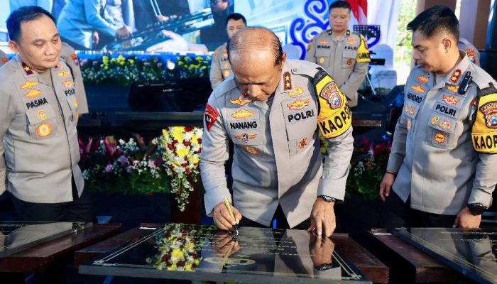 Kapolda Jatim Resmikan Pengoperasian 15 Proyek Infrastruktur Strategis