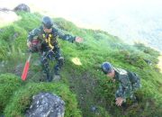 TNI AU Kerahkan Pasukan Elit Kopasgat Evakuasi Pesawat ATR 42-500 di Gunung Bulusaraung