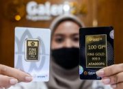 Emas UBS Melemah di Pegadaian, Harga Galeri24 Tak Berubah