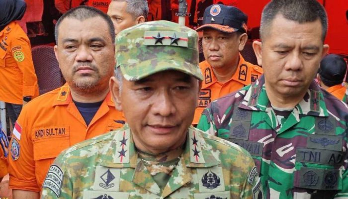 Evakuasi Sulit di Medan Terjal, Satu Korban Pesawat ATR 42-500 Ditemukan