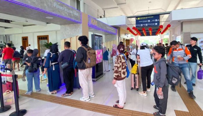 3.789 Penumpang Terpaksa Refund Tiket KA Akibat Banjir di Lintas Utara