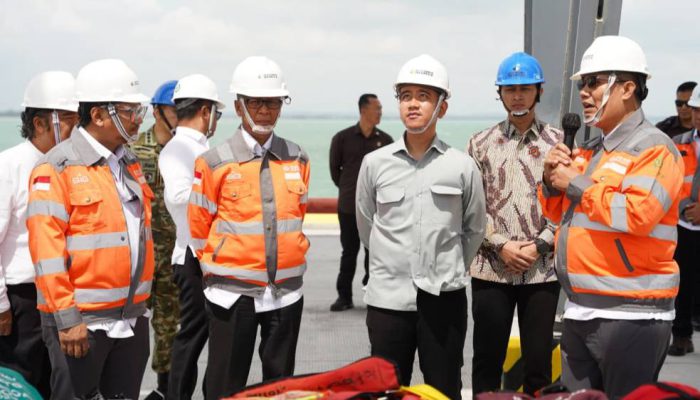 Tinjau Proyek SIG di Tuban, Wapres Gibran Dukung Penguatan Ekspor