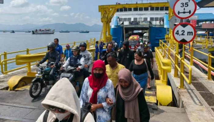 Mudik Lebaran Mulai Ramai, 54 Ribu Penumpang Menyeberang dari Bali ke Jawa