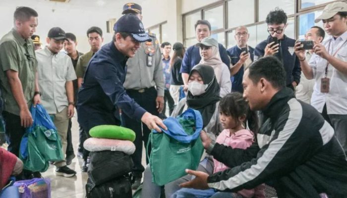 Mudik Lebaran 2026, Menteri LH Dorong Pengelolaan Sampah di Terminal Jalur Semarang–Surabaya