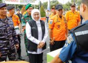 Khofifah Imbau Waspada Cuaca Ekstrem, Pengawasan Wisata Air Diperketat saat Libur Lebaran