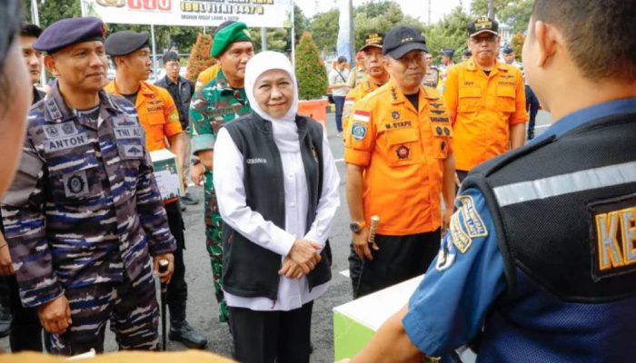 Khofifah Imbau Waspada Cuaca Ekstrem, Pengawasan Wisata Air Diperketat saat Libur Lebaran