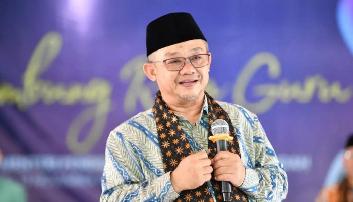 WFH Jumat ASN Diawasi Ketat, Mendikdasmen Siapkan Mekanisme Kinerja