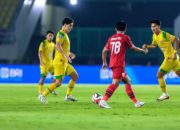 Badai Cedera Hantam Bajul Ijo, Persebaya Curi Satu Poin di Kandang Persis Solo