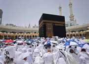 Harga Tiket Naik Drastis, Ratusan Kursi Umrah Ditarik dari Pemesanan