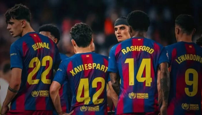 Lewandowski Tutup Karier Bersama Barcelona dengan Gol Meski Takluk dari Valencia