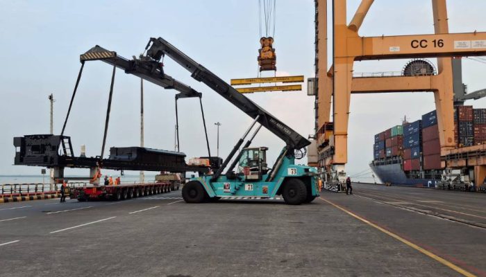 PT INKA Percayakan Ekspor Locomotive Platform ke Australia Melalui TPS