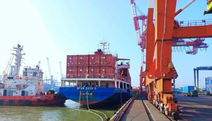 Terminal Teluk Lamong Perkuat Rantai Pasok Nasional, Throughput Tembus 1,2 Juta TEUs