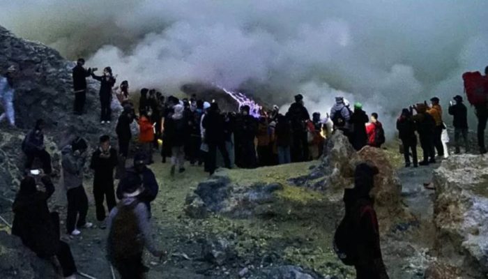 Wisata Kawah Ijen Makin Aman, BKSDA Segera Operasikan Panic Button