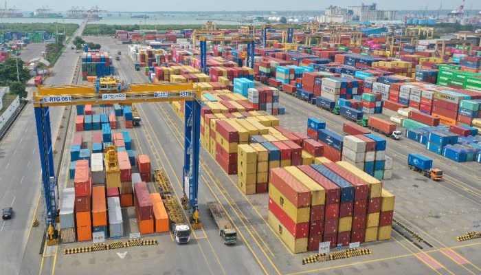 Transformasi Operasional Berbuah Manis, Arus Peti Kemas TPS Tumbuh di Tengah Modernisasi