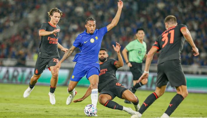 Dua Gol Joao Pedro Antar Chelsea Libas AC Milan 3-0