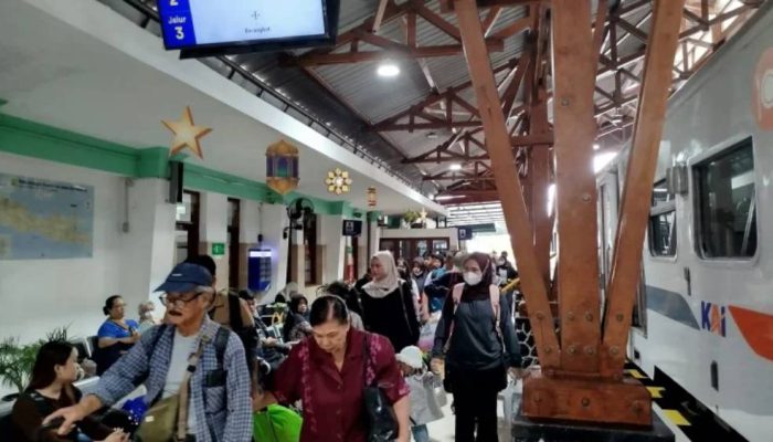 Libur Maulid Nabi, 162.359 Pelanggan Diproyeksikan Gunakan Kereta Api di Daop 8 Surabaya
