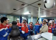 Kapal Tanker Balongan Sandar, Komut Pertamina Cek Pasokan BBM di Tanjung Wangi