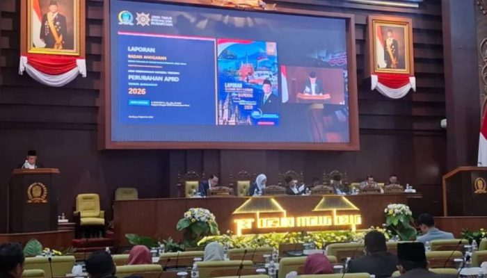 Banggar DPRD Jatim Dorong Optimalisasi PAD dan Pemanfaatan SiLPA di Perubahan APBD 2026