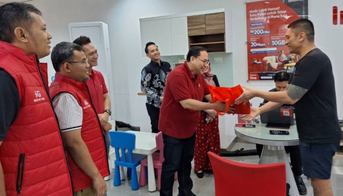 42 GraPARI di Jatim Semarakkan Harpelnas 2026, Telkomsel Sapa Pelanggan
