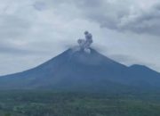 Semeru Erupsi Lagi, Warga Dilarang Beraktivitas di Radius 13 Kilometer
