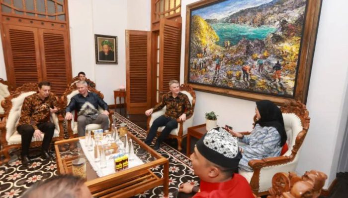 Hadiri Latgabma TNI-ADF, Dubes Australia Tertarik Wisata Kawah Ijen Banyuwangi