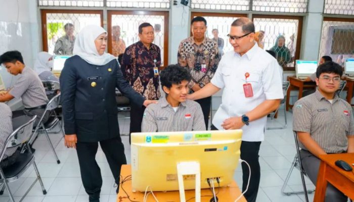 Aries Agung Paewai Tekankan Kesiapan Sekolah Hadapi TKA 2026 di Jawa Timur
